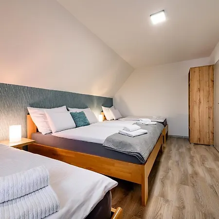 Pod Martinkami * Martin